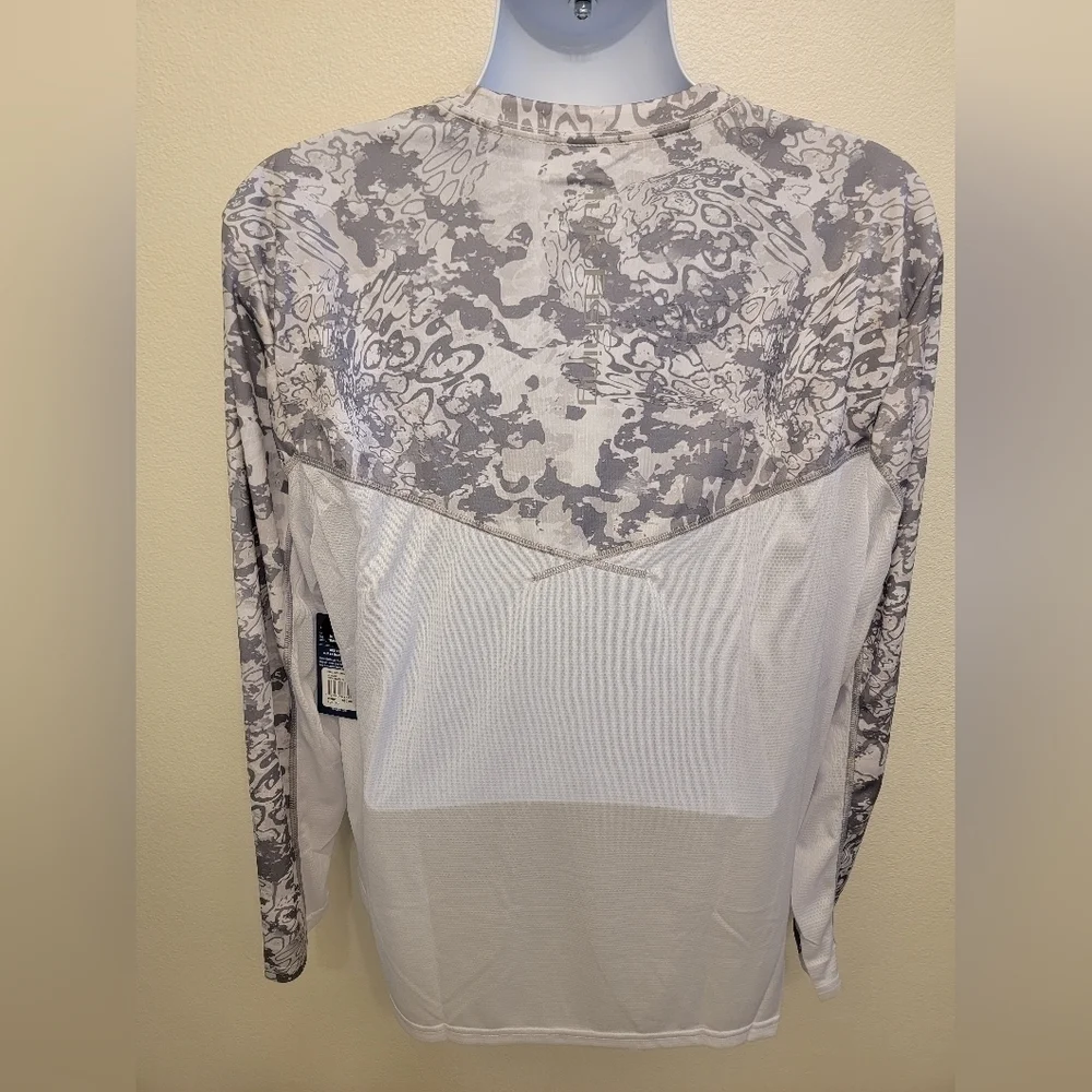 NWT Huk Long Sleeve Fishing/Performance Sun/Swim Shirt - Picture 4 of 4